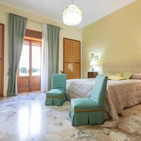 Bilocale Grazioso Al Centro Di Apartment